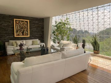 Venta de Casa a 3 minutos de la Universidad Anáhuac Norte