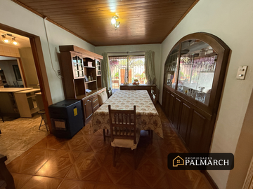 SE VENDE  CASA EXCELENTE UBICACIÓN EN EL CENTRO DE CHILLÁN