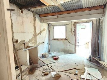 VENTA CASA 3 AMBIENTES C/LUGAR COMERCIAL JL SUAREZ