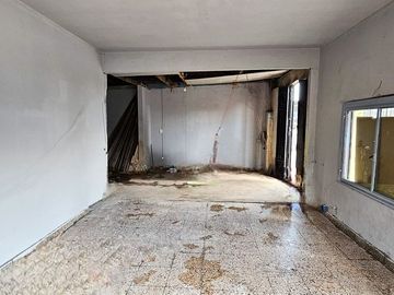 VENTA CASA 3 AMBIENTES C/LUGAR COMERCIAL JL SUAREZ
