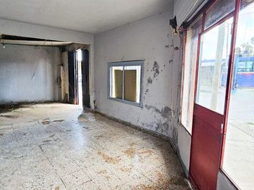 VENTA CASA 3 AMBIENTES C/LUGAR COMERCIAL JL SUAREZ