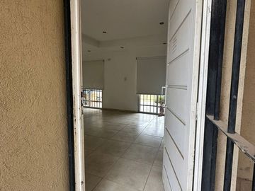 CASA EN VENTA BARRIO PRIVADO GUAYMALLEN