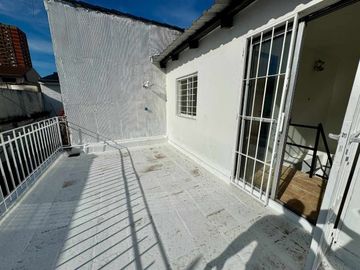 Venta PH 3 Amb RECICLADO con PATIO y TERRAZA