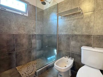 Casa Venta 4Amb+Casa Huesp 2 Amb-Parque Exaltación