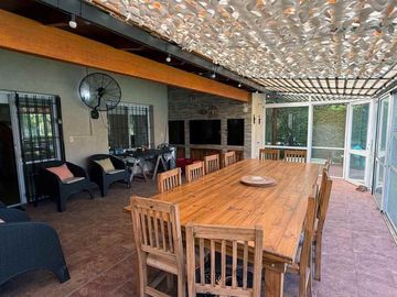 Casa Venta 4Amb+Casa Huesp 2 Amb-Parque Exaltación