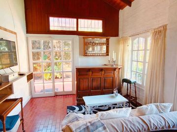 Casa venta Lujan centro jardin parrilla local