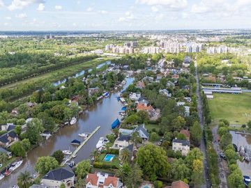 Venta lote interno en Boatcenter con amarra