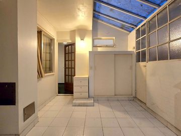 VENTA PISO DE 5 AMBIENTES EN BELGRANO -IMPRENTA-