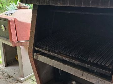 OPORTUNIDAD - DOS CASAS EN UN MISMO TERRENO