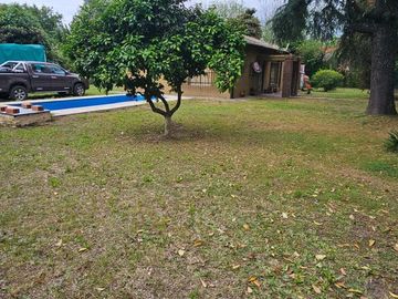 OPORTUNIDAD - DOS CASAS EN UN MISMO TERRENO