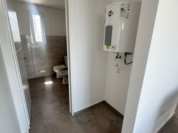 VENTA DEPTO 3 AMBIENTES CON COCHERA BERNAL CENTRO