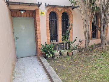 CASA V.URQUIZA a MODERNIZAR - IDEAL INVERSION