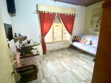 VENTA CASA 3 AMBIENTES, BERNAL OESTE