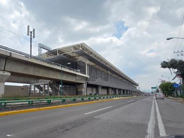 Local comercial en renta en Avenida Las Torres Metepec