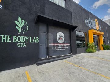 Local comercial en renta en Avenida Las Torres Metepec