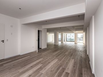 VENTA OFICINA 136M2 EDIFICIO CORPORATIVO BELGRANO