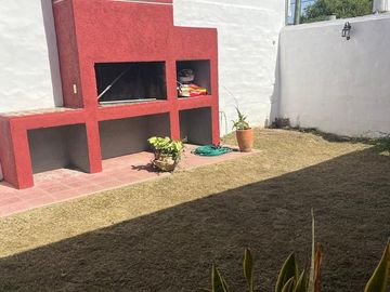 VENDE CASA 3 DORM. EN OBSERVATORIO