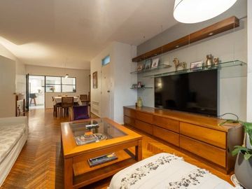 VENTA HERMOSO DEPARTAMENTO 4 AMB. RECICLADO