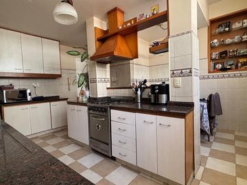 Venta 4 amb mas dependencia Recoleta Luz 153 mts