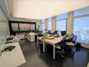 VENTA BELGRANO OFICINA CATEGORIA FTE COCHERA FIJA