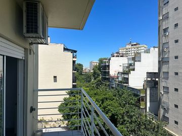DEPARTAMENTO DOS AMB AMOBLADO  CON BALCÓN AL FTE
