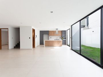 CASA EN VENTA CON RECÁMARA EN PB EN PARQUE SOFÍA