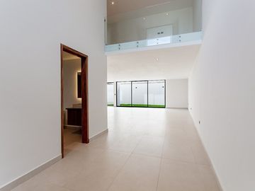 CASA EN VENTA CON RECÁMARA EN PB EN PARQUE SOFÍA