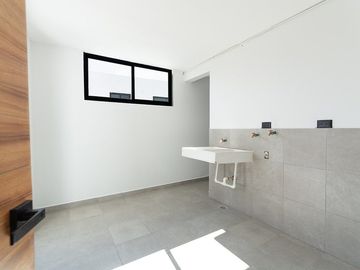 CASA EN VENTA CON RECÁMARA EN PB EN PARQUE SOFÍA