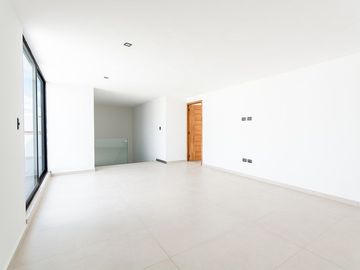 CASA EN VENTA CON RECÁMARA EN PB EN PARQUE SOFÍA