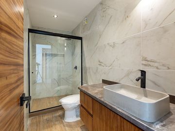 CASA EN VENTA CON RECÁMARA EN PB EN PARQUE SOFÍA