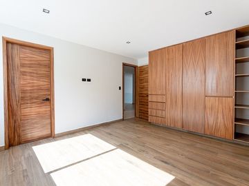 CASA EN VENTA CON RECÁMARA EN PB EN PARQUE SOFÍA