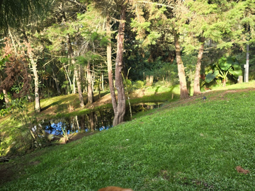 HERMOSA CASA CAMPESTRE EN VENTA EN EL RETIRO