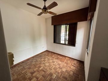 CASA EN VENTA EN PERGAMINO EN ZONA CENTRICA
