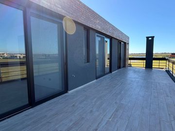 VENTA a ESTRENAR 5 amb Puertos del Lago