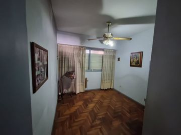VENTA DEPARTAMENTO DOS AMBIENTES , AVELLANEDA .