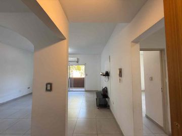 VENTA DEPARTAMENTO 2 AMBIENTES LINIERS FRENTE