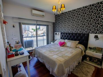 DEPARTAMENTO EN VENTA 4 AMB DEVOTO CON 2 COCHERAS