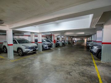 DEPARTAMENTO EN VENTA 4 AMB DEVOTO CON 2 COCHERAS