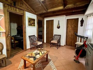 CASA 4 AMBIENTES JARDIN PILETA Y QUINCHO SOURDEAUX