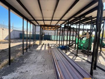 VENTA DE LOTE CON OBRA INICIADA EN STEEL FRAME