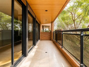 Depto en Venta 4 ambientes Balcón Cocheras Palermo