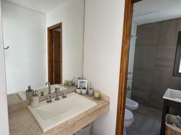 GRAN CASA DE CATEGORÍA EN VENTA Bº LICEO ETAPA 2/3