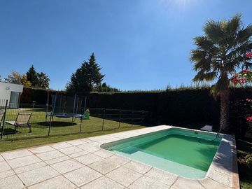 GRAN CASA DE CATEGORÍA EN VENTA Bº LICEO ETAPA 2/3