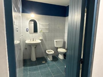 VENDE COMPLEJO 11 DEPARTAMENTOS PILETA CHALLAO MZA