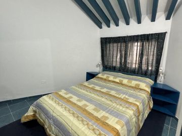 VENDE COMPLEJO 11 DEPARTAMENTOS PILETA CHALLAO MZA