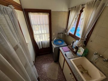 CASA 5/AMB+ESCRITORIO/GARAJE/PATIO/PILETA/QUINCHO!