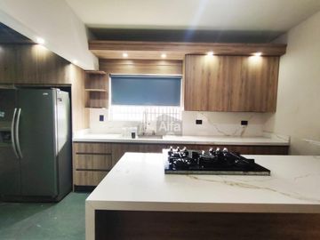 Casa en renta en Cortijo del Río, Monterrey Nuevo León Zona Sur