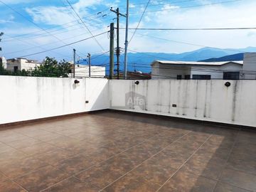 Casa en renta en Cortijo del Río, Monterrey Nuevo León Zona Sur