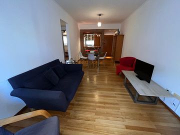 Disponible departamento en alquiler amoblado 3 ambientes en Belgrano con cochera fija cubierta!