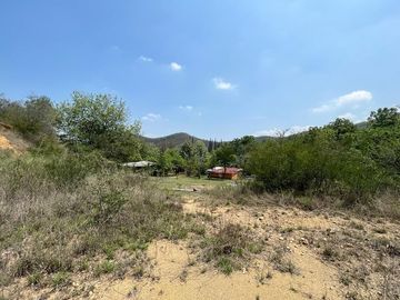 TERRENO  QUINTA EN VENTA CARRETERA NACIONAL EL RANCHITO